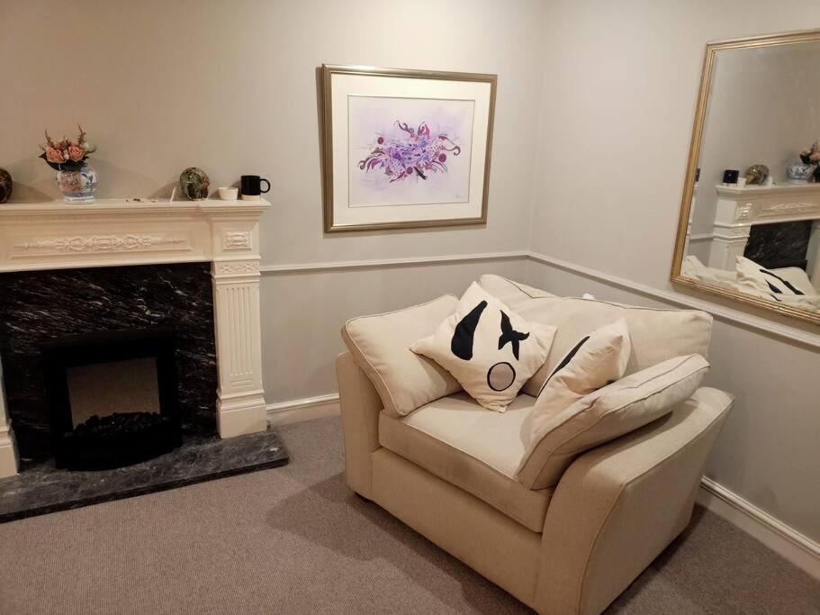 Apartamento Lotus House Needingworth Exterior foto