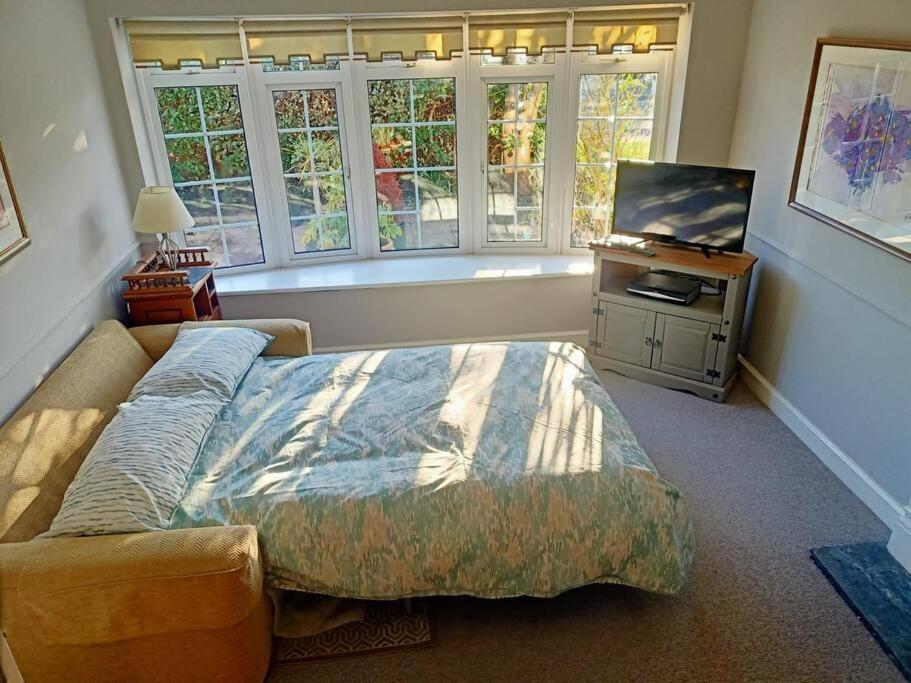 Apartamento Lotus House Needingworth Exterior foto